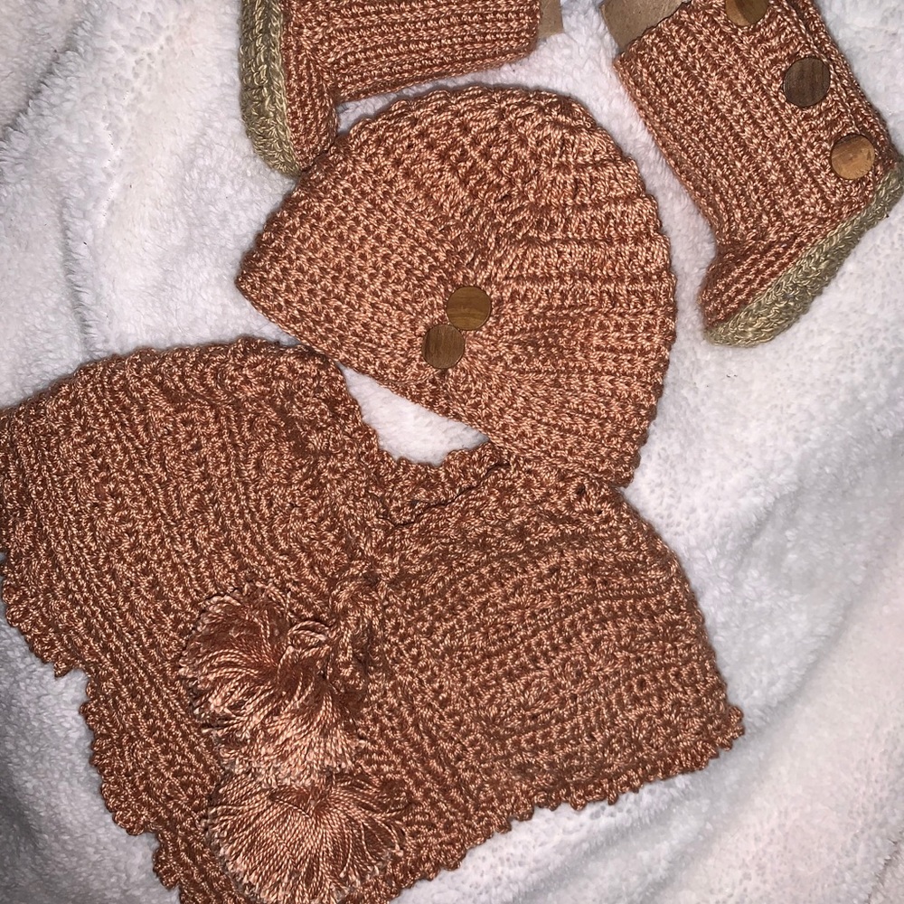 Baby crochet set